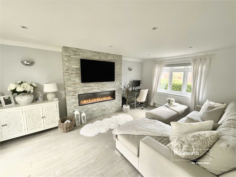 Bramshaw Way, Barton On Sea, Hampshire, BH25