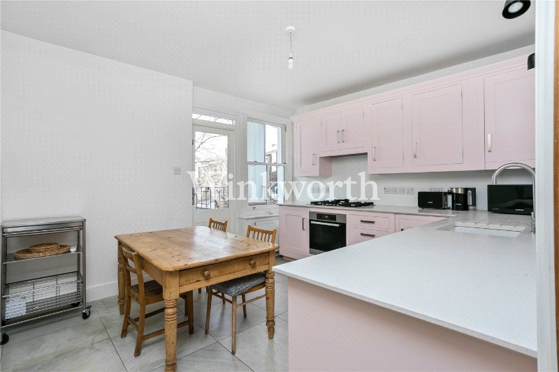 Grand Parade, Green Lanes, London, N4