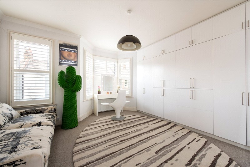 Purves Road, London, NW10