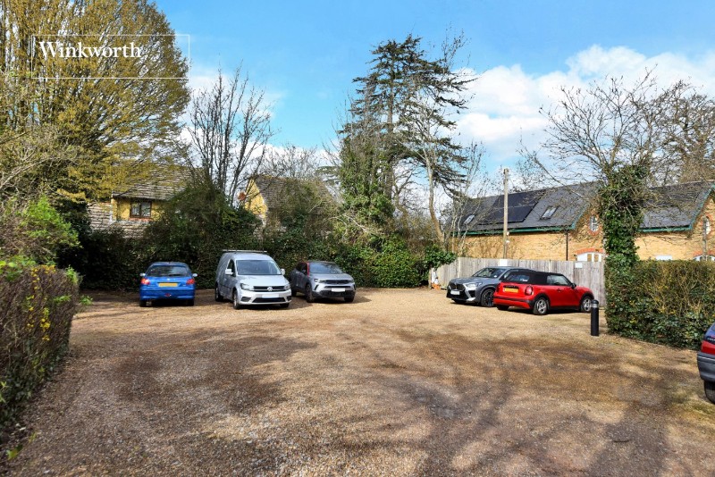 Drey Court, 15 The Avenue, Worcester Park, KT4