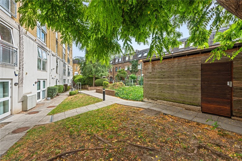 Essex Road, London, N1