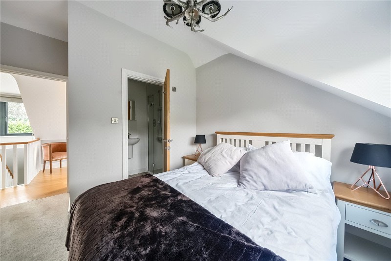 Latchwood Lane, Lower Bourne, Farnham, Surrey, GU10