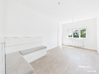 Finchley Lane, Hendon, London, NW4