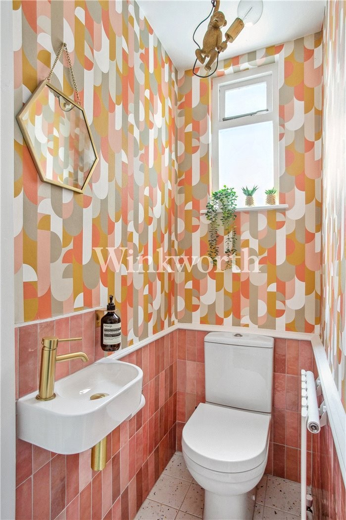 Woodside Gardens, London, N17