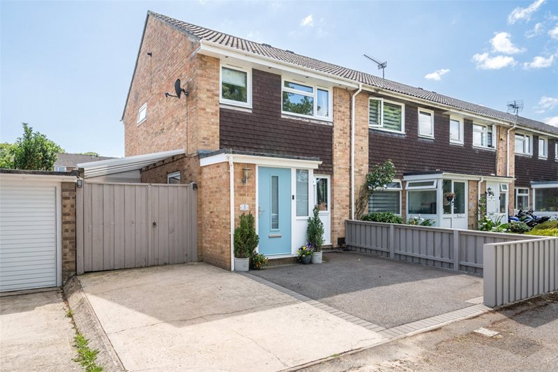 Cockerell Close, Merley, Wimborne, Dorset, BH21