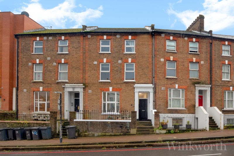 Waldram Crescent, London, SE23