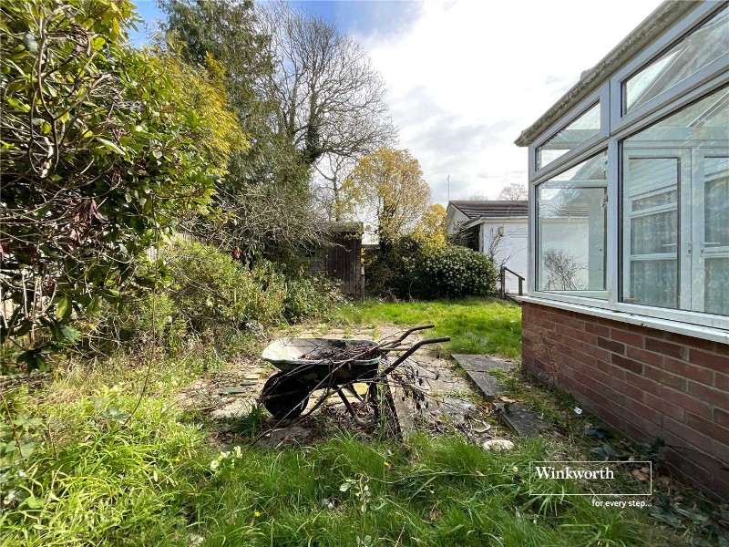 Angeline Close, Highcliffe, Christchurch, BH23