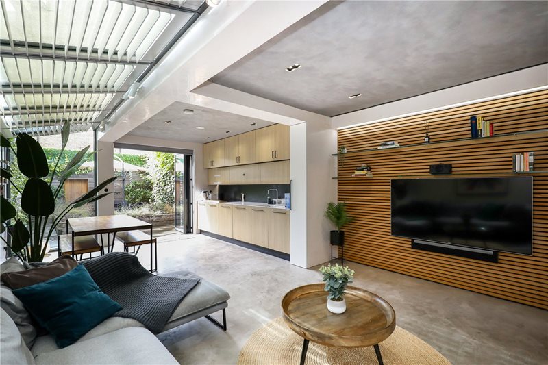 Windmill Road, London, TW8