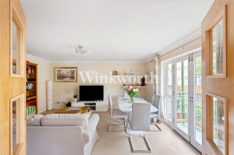 291 Green Lanes, London, London, N4
