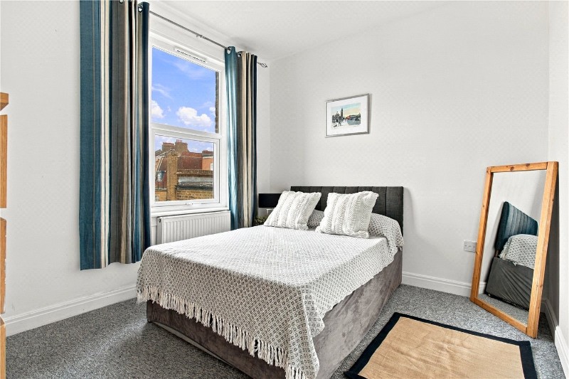 Garratt Lane, London, SW17