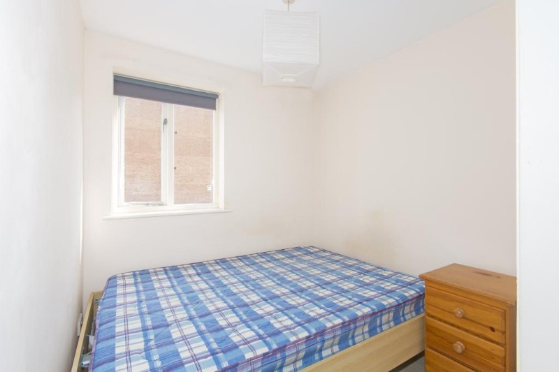 Grinstead Road, London, SE8