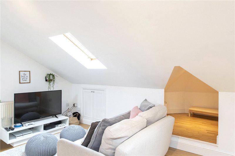 Wimbart Road, London, SW2