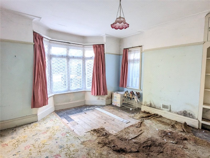 Kings Avenue, Poole, BH14