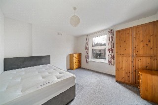 Louisville Road, London, SW17