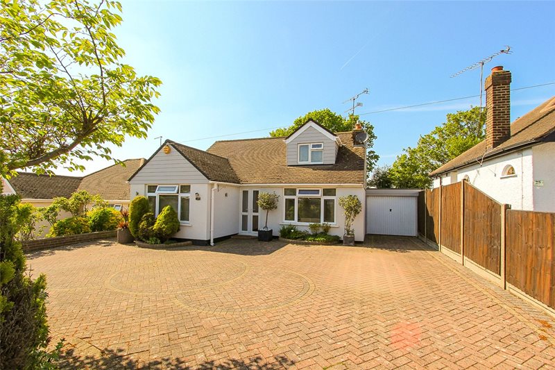 Cotswold Avenue, Rayleigh, Essex, SS6
