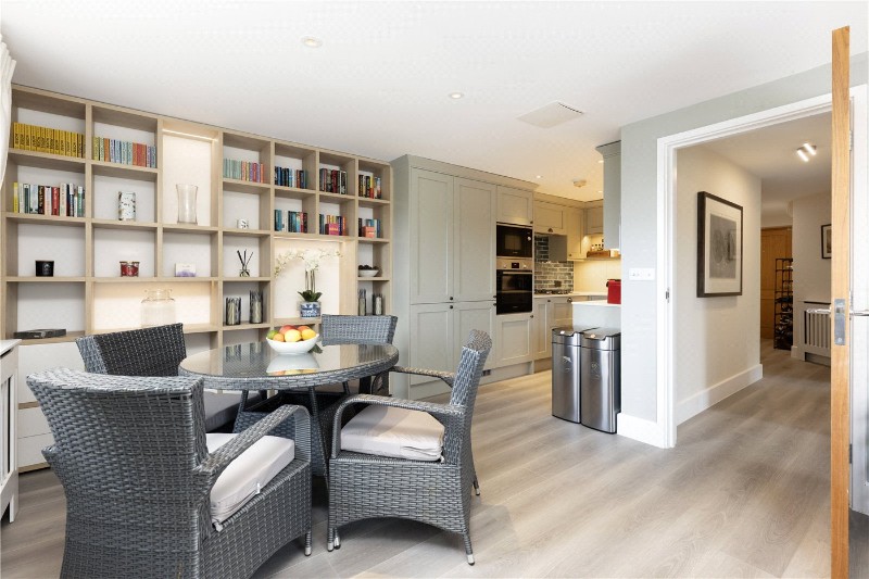 Dryburgh Road, London, SW15