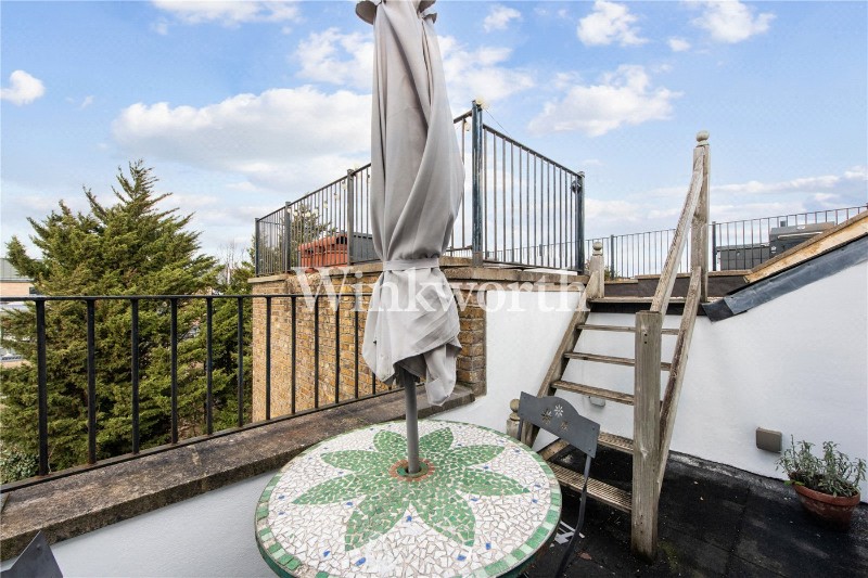 Adolphus Road, London, N4