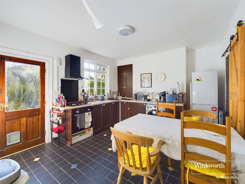 Tilehurst Road, Reading, Berkshire, RG1