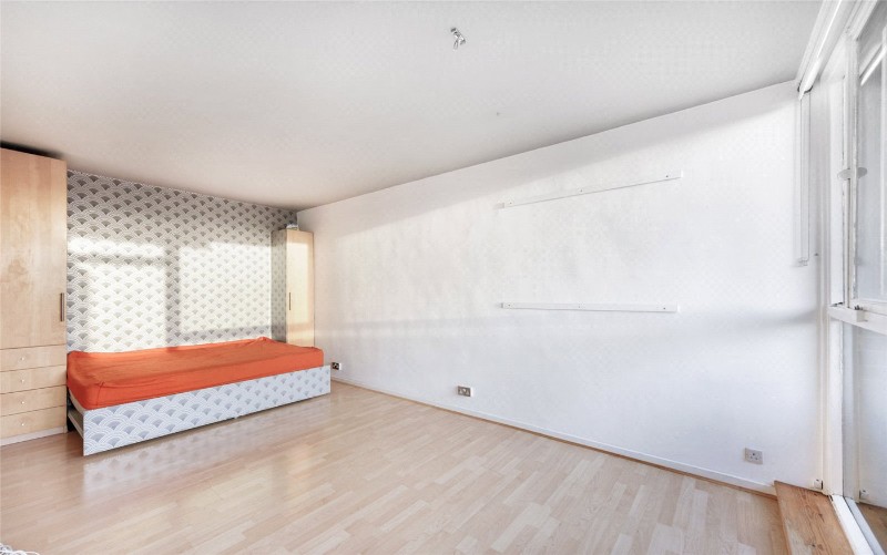 Vauxhall Bridge Road, London, SW1V