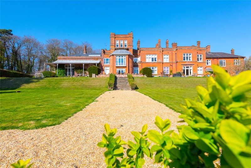 Church Road, Farley Hill, Reading, Berkshire, RG7