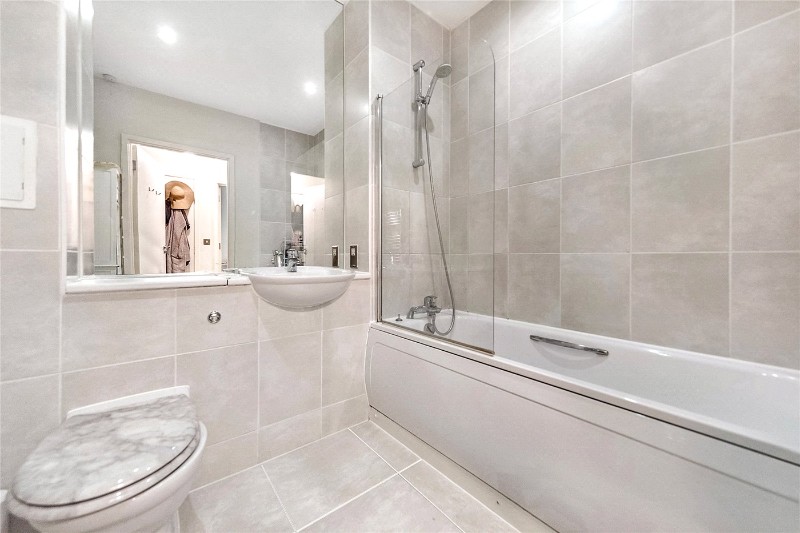 2B Bollo Lane, Chiswick, W4