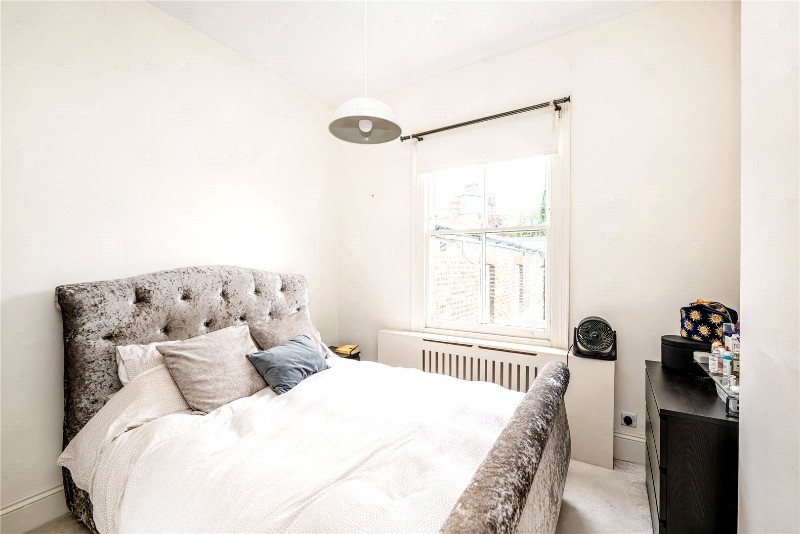 Highlever Road, London, W10