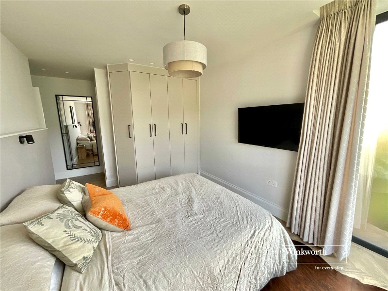 Wharncliffe Road, Highcliffe, Christchurch, Dorset, BH23