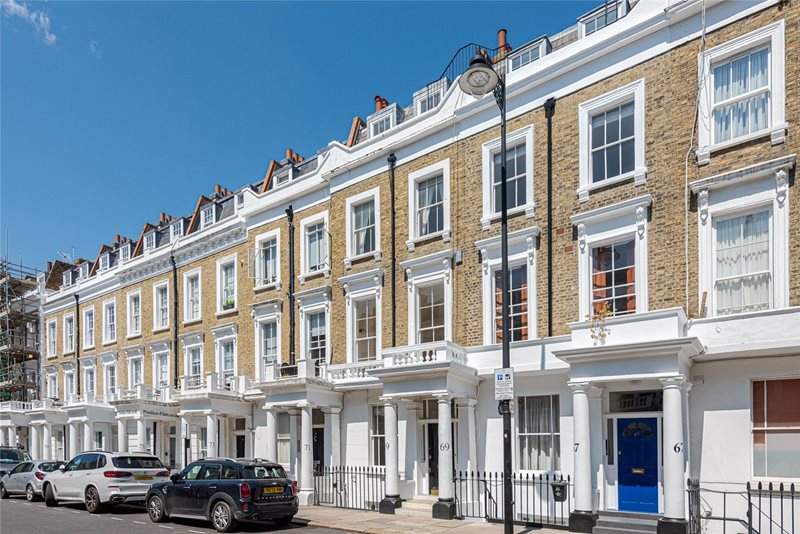 Winchester Street, London, SW1V