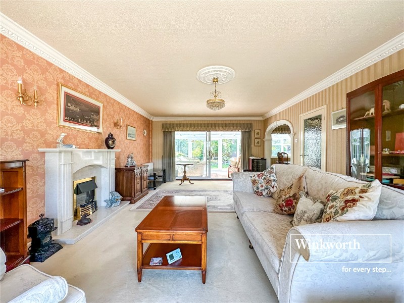 Old Pines Close, Ferndown, Dorset, BH22