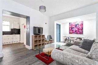 Hainault Road, London, E11