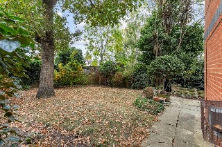 Carlisle Way, London, SW17