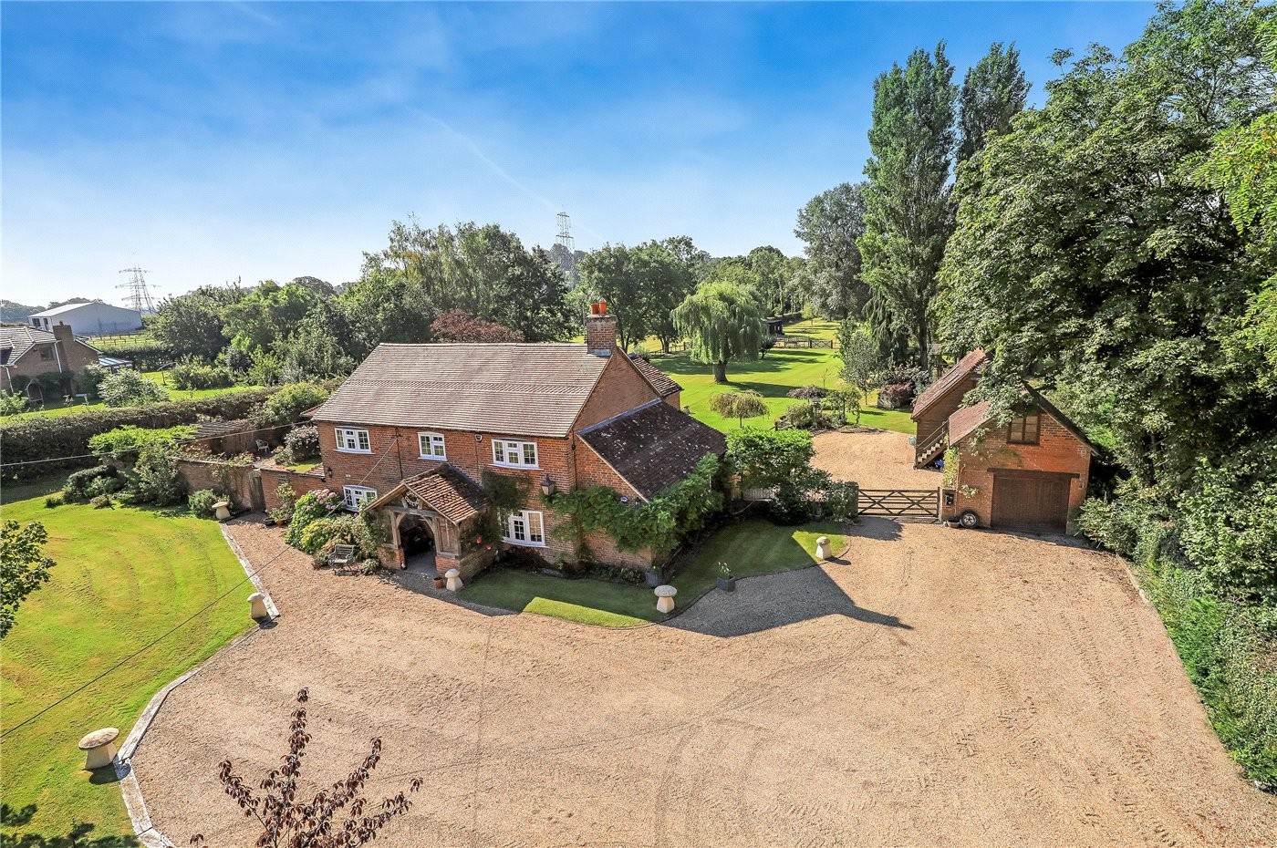 5 bedroom property for sale in Winchester Road, Upham, Southampton