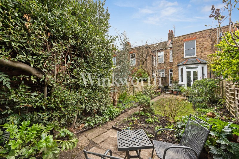 Effingham Road, London, N8