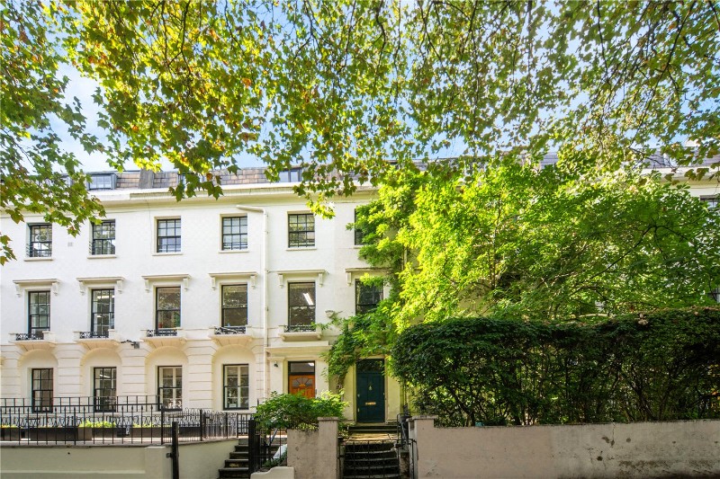 Holland Park Avenue, London, W11