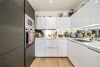 Granite Apartments, 30 River Gardens Walk, Greenwich, London, SE10