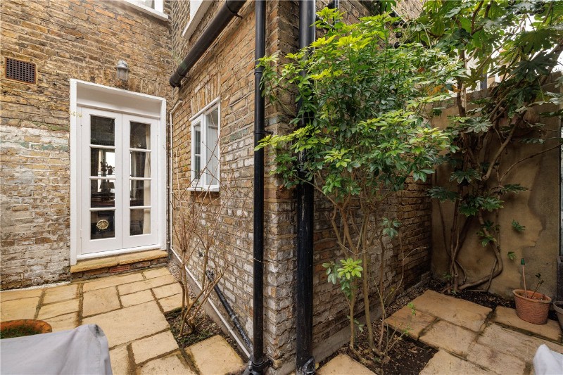 Orbain Road, London, SW6