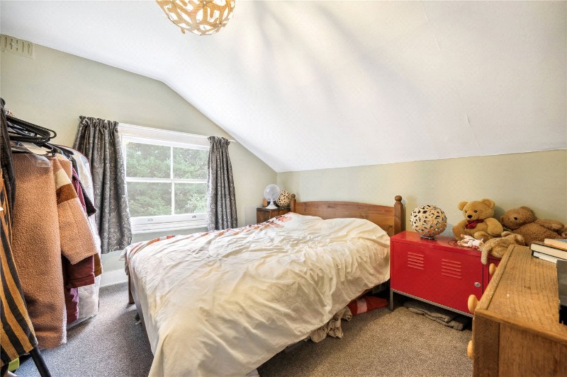 Greyhound Lane, London, SW16