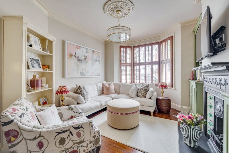 Bronsart Road, London, SW6