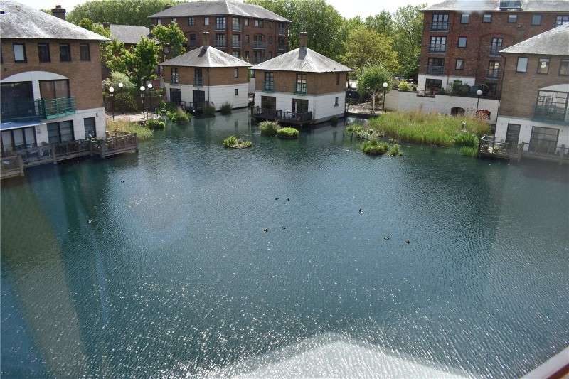 Plover Way, London, SE16