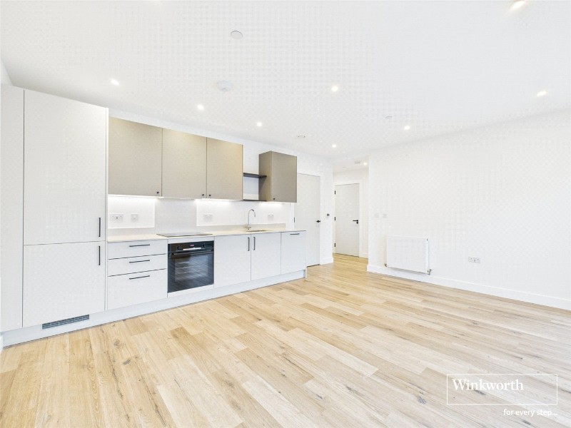 Flagstaff Road, Bankside Gardens, Reading, Berkshire, RG2