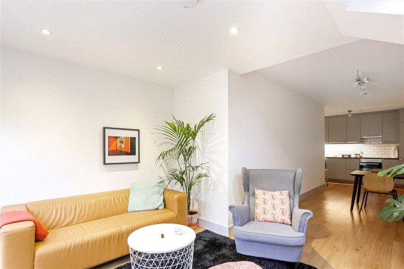 St Stephens Avenue, Shepherds Bush, London, W12