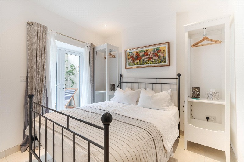 Parkwood Lane, Bournemouth, Dorset, BH5