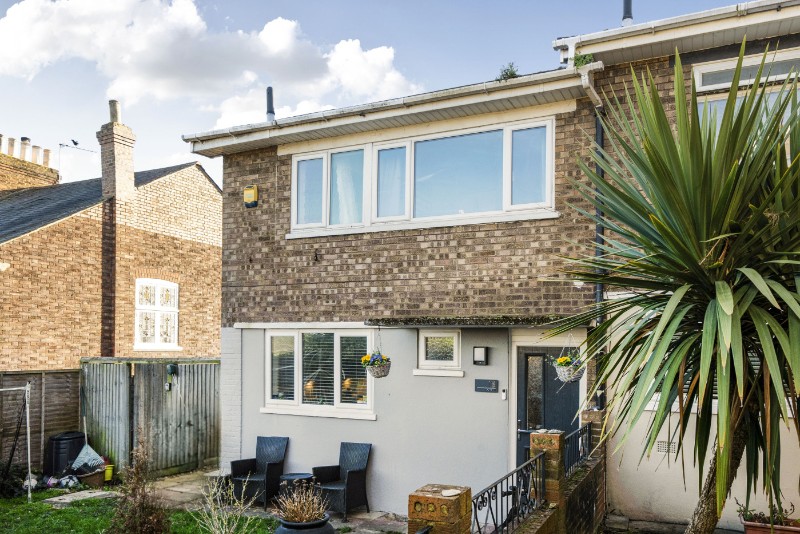 Round Hill, London, SE26