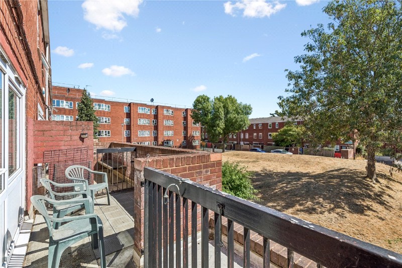 Tresham Walk, London, E9