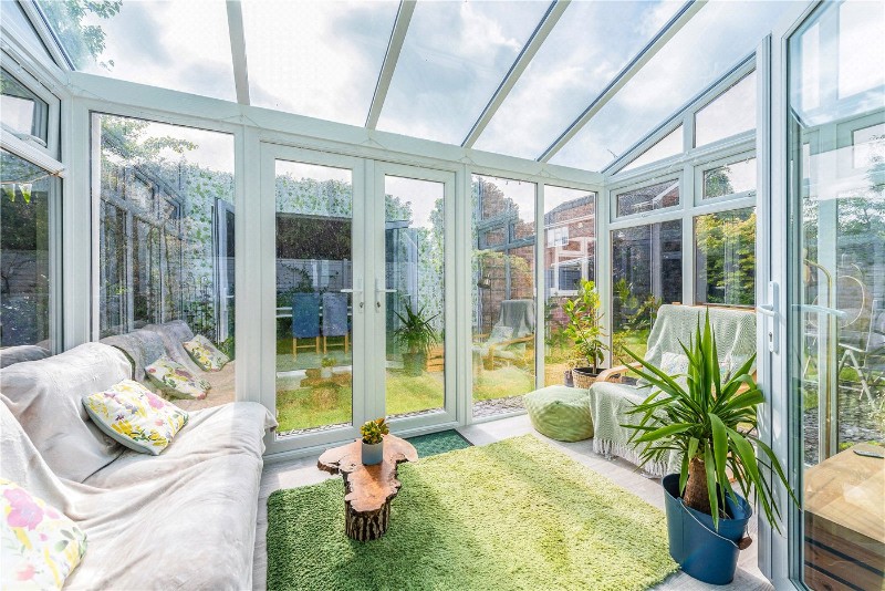 Larch Close, Kings Worthy, Winchester, Hampshire, SO23