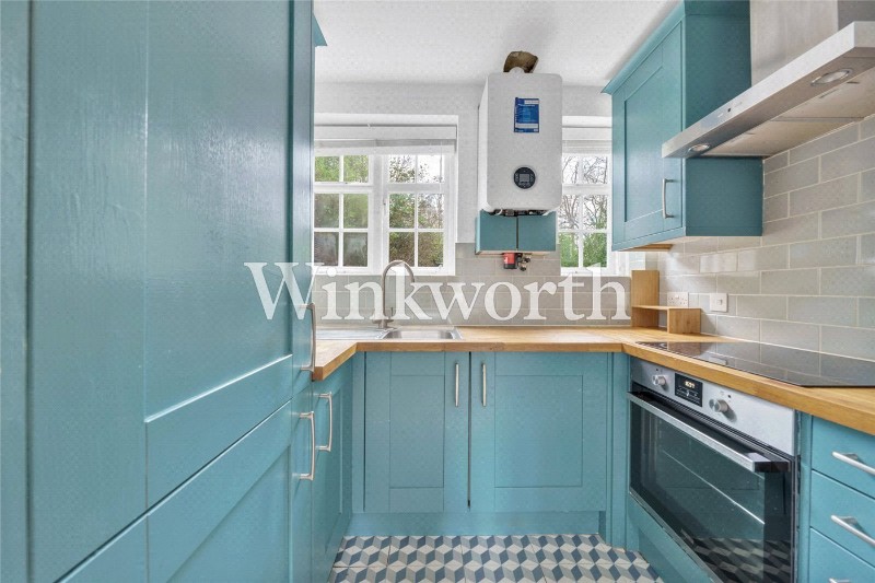 Addison Way, London, NW11
