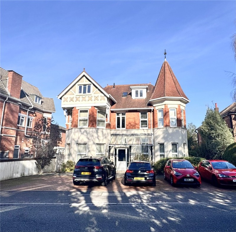 Alumhurst Road, Bournemouth, Dorset, BH4