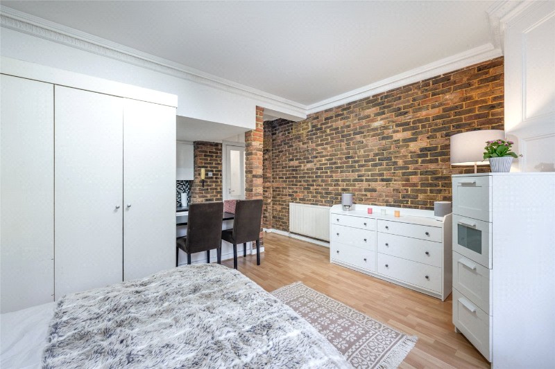Sutherland Avenue, London, W9