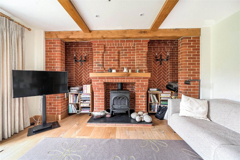 East Bridge Close, Tilford, Farnham, Surrey, GU10