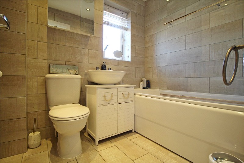 Baroness Way, Market Deeping, Peterborough, Lincolnshire, PE6